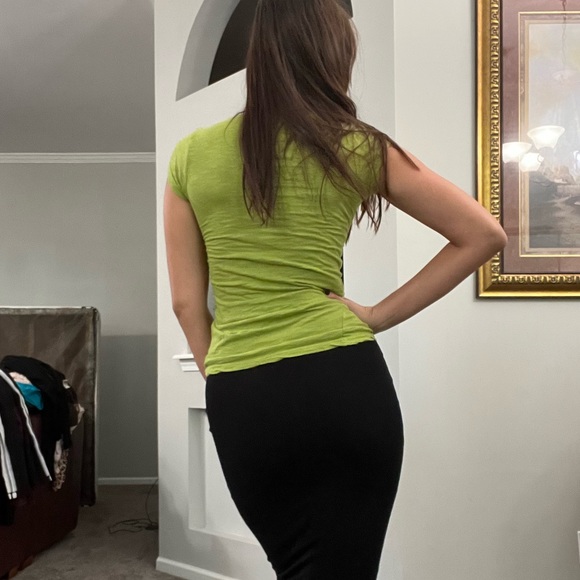 Green Full Length Tank Top - Picture 4 of 5